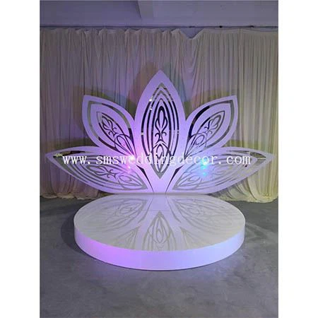 custom wedding arch